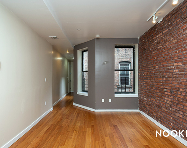 662 Park Place - Photo Thumbnail 15