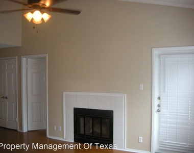 807 West 25th St. Unit 313 - Photo Thumbnail 4