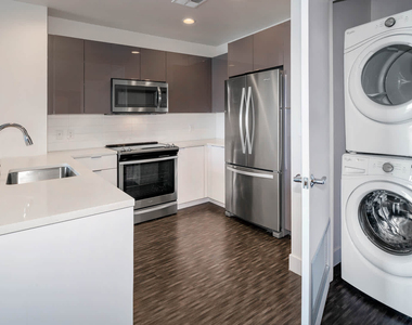 1250 Cherokee St - Photo Thumbnail 54