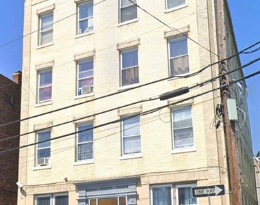 622 North 5th Street - Photo Thumbnail 0