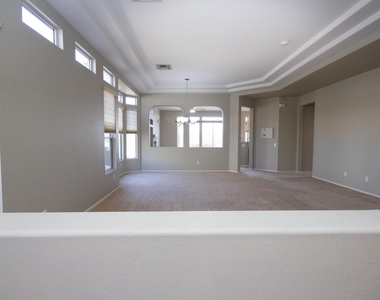 13066 N Sunrise Canyon Lane - Photo Thumbnail 4