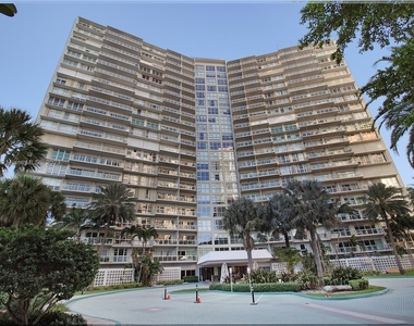 2451 Brickell Ave - Photo Thumbnail 14