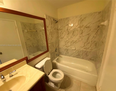 9402 Sw 140th Ct - Photo Thumbnail 20