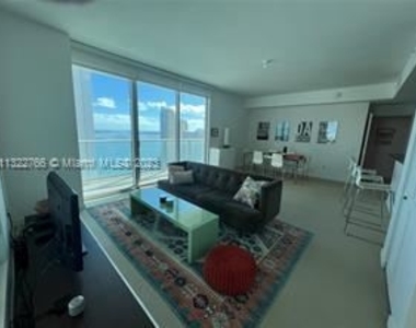 300 S Biscayne Blvd Apt 2716 - Photo Thumbnail 0