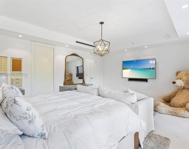 5224 Fisher Island Dr # 5224 - Photo Thumbnail 20