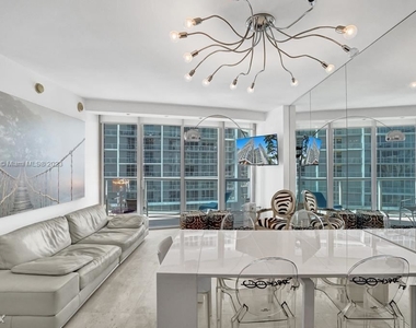 495 Brickell Ave Apt 3206 - Photo Thumbnail 0