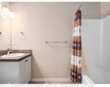 13925 Sw Meridian St. #403 - Photo Thumbnail 13