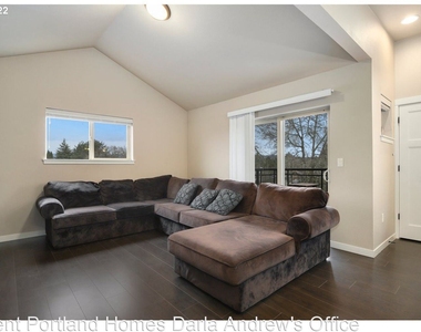 13925 Sw Meridian St. #403 - Photo Thumbnail 4