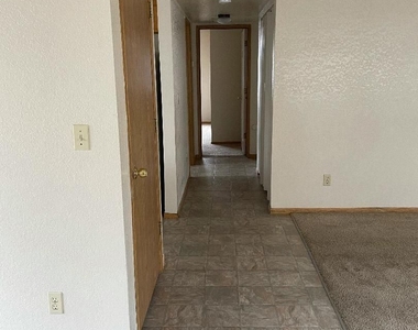 1255 Burton Court - Photo Thumbnail 11