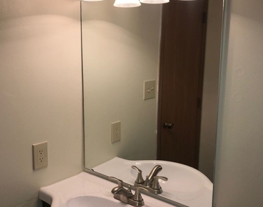 250 N East Street Apt.121 - Photo Thumbnail 3