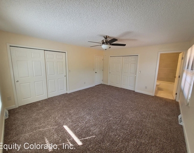 3530 Clubheights Drive - Photo Thumbnail 10