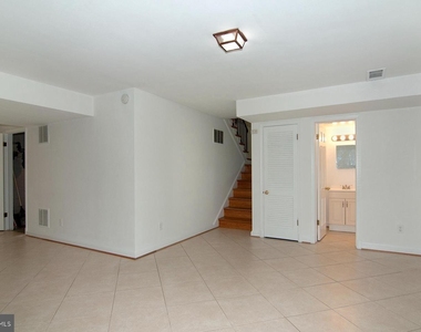 5504 Beech Ave - Photo Thumbnail 16