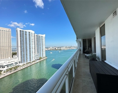 901 Brickell Key Blvd - Photo Thumbnail 19