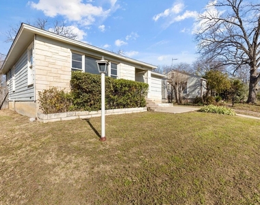 4366 Valentine Street - Photo Thumbnail 28