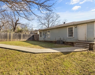 4366 Valentine Street - Photo Thumbnail 22