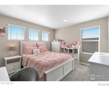 5182 R Clarence Drive - Photo Thumbnail 17