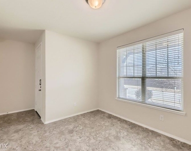 1307 Hidden Valley Dr Unit - Photo Thumbnail 1