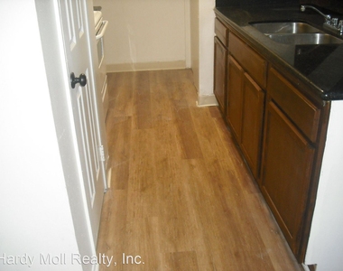 2551 Yardarm Avenue - Photo Thumbnail 11