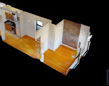 West 22nd Street - Photo Thumbnail 5