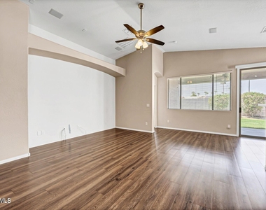 15276 W Windward Avenue - Photo Thumbnail 4