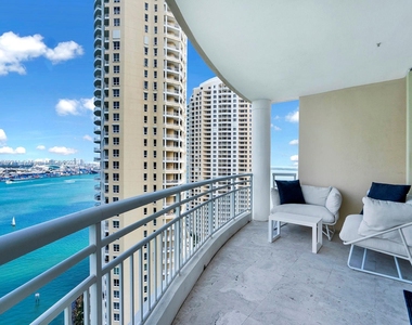 888 Brickell Key Dr - Photo Thumbnail 15