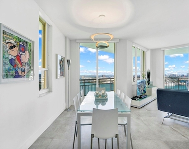 888 Brickell Key Dr - Photo Thumbnail 8