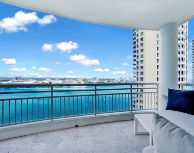 888 Brickell Key Dr - Photo Thumbnail 14