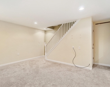 7402 Saint Patricia Court - Photo Thumbnail 12