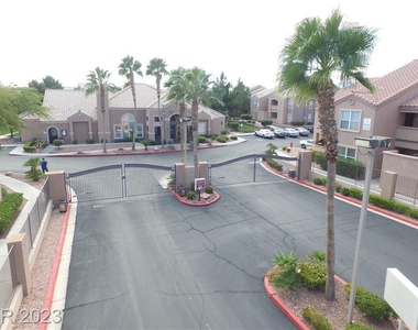 8101 West Flamingo Road - Photo Thumbnail 20