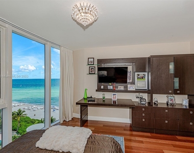 17201 Collins Ave - Photo Thumbnail 34