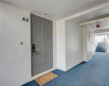 2504 Se Anchorage Cove - Photo Thumbnail 8