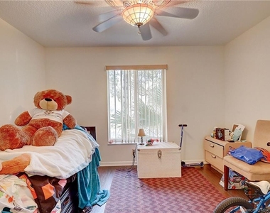 2504 Se Anchorage Cove - Photo Thumbnail 28