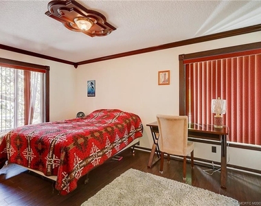 2504 Se Anchorage Cove - Photo Thumbnail 23