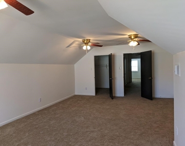 1410 Poplar Ridge - Photo Thumbnail 15