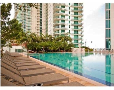 888 Biscayne Blvd  #3310 - Photo Thumbnail 9