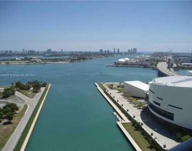 888 Biscayne Blvd  #3310 - Photo Thumbnail 0