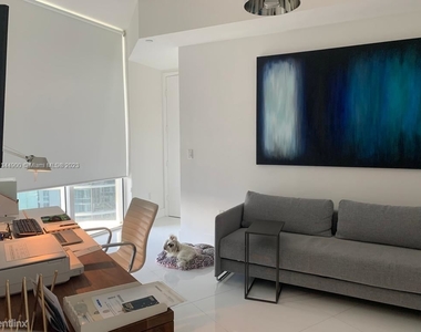 15811 Collins Ave Apt 2107 - Photo Thumbnail 4