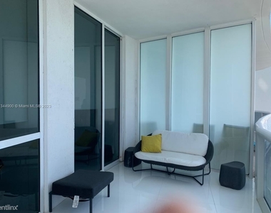 15811 Collins Ave Apt 2107 - Photo Thumbnail 9