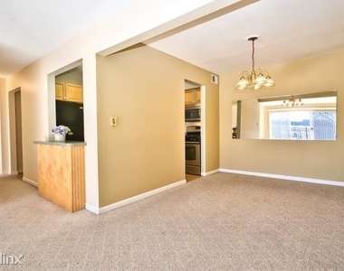 5200 Carriageway Dr - Photo Thumbnail 11