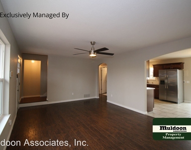 3113 Greenwood Cir - Photo Thumbnail 2