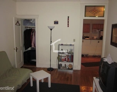 120 Peterborough St Apt 6 - Photo Thumbnail 2