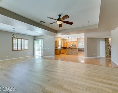 7631 Siesta Grande Avenue - Photo Thumbnail 16