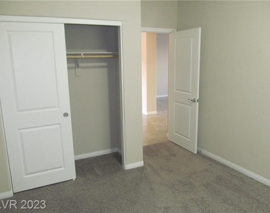 8324 South Miller Lane - Photo Thumbnail 49