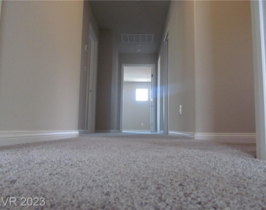 8324 South Miller Lane - Photo Thumbnail 26