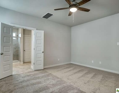 2937 Sage Ranch Drive - Photo Thumbnail 7