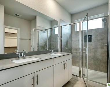 2937 Sage Ranch Drive - Photo Thumbnail 8