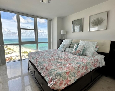 18201 Collins Ave - Photo Thumbnail 14