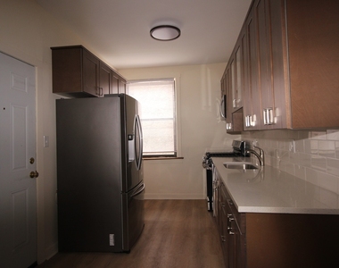 1163 E 52nd Street - Photo Thumbnail 2