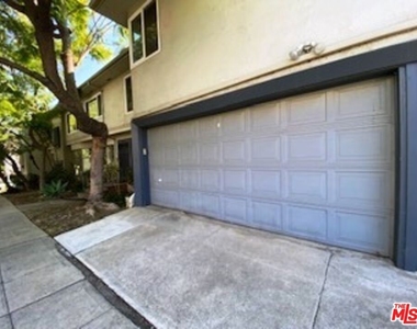 10408 Ilona Ave - Photo Thumbnail 17