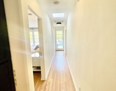 4136 Saint Clair Ave - Photo Thumbnail 5